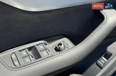 Внедорожник / Кроссовер Audi Q7 2022 в 