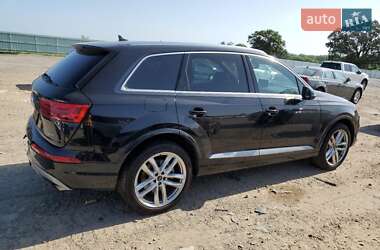 Позашляховик / Кросовер Audi Q7 2018 в 