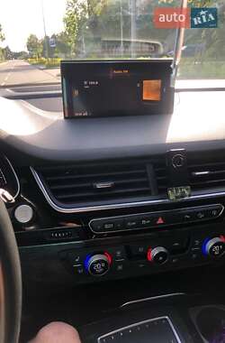 Внедорожник / Кроссовер Audi Q7 2017 в Львове