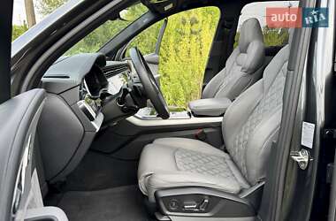 Позашляховик / Кросовер Audi Q7 2021 в 
