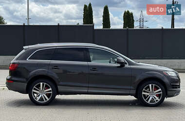 Внедорожник / Кроссовер Audi Q7 2011 в 