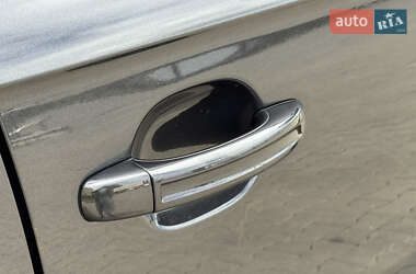 Внедорожник / Кроссовер Audi Q7 2011 в 