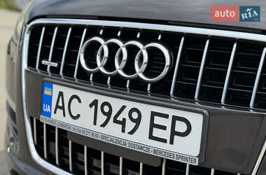 Внедорожник / Кроссовер Audi Q7 2011 в 