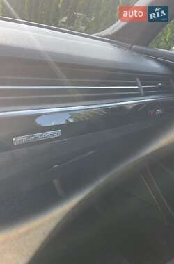 Позашляховик / Кросовер Audi Q7 2017 в 