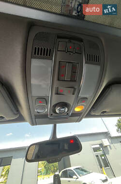 Позашляховик / Кросовер Audi Q7 2009 в 