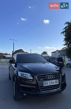 Внедорожник / Кроссовер Audi Q7 2006 в Каменец-Подольском