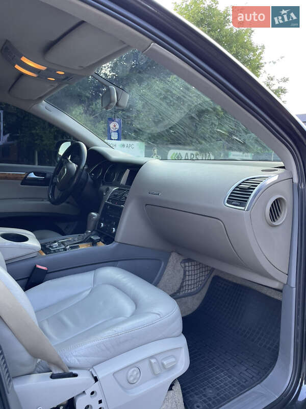 Позашляховик / Кросовер Audi Q7 2006 в Кам'янець-Подільському