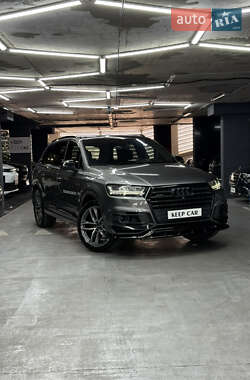 Audi Q7 2016