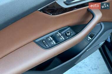 Внедорожник / Кроссовер Audi Q7 2019 в 