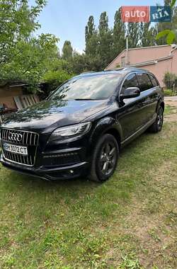 Audi Q7 2013