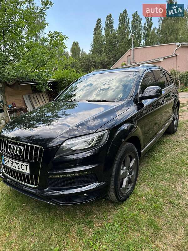 Внедорожник / Кроссовер Audi Q7 2013 в Сумах