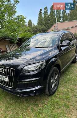 Внедорожник / Кроссовер Audi Q7 2013 в 