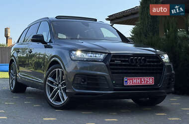 Внедорожник / Кроссовер Audi Q7 2018 в Киеве