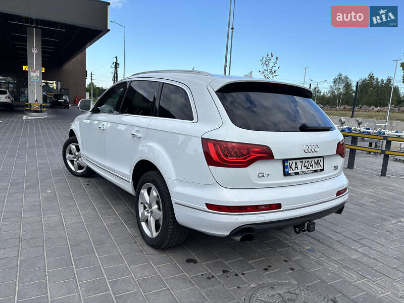 Внедорожник / Кроссовер Audi Q7 2013 в Киеве