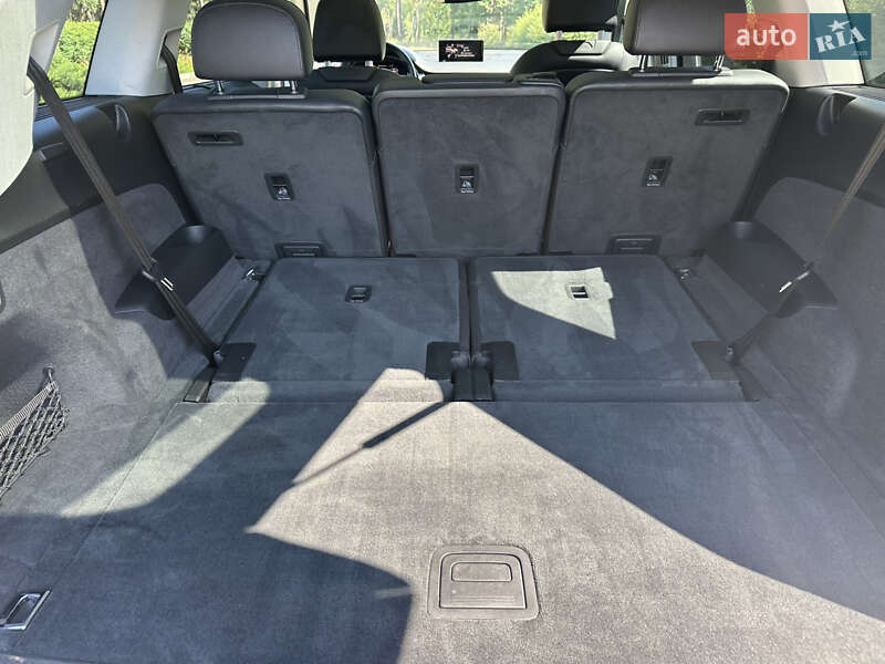 Позашляховик / Кросовер Audi Q7 2019 в Києві