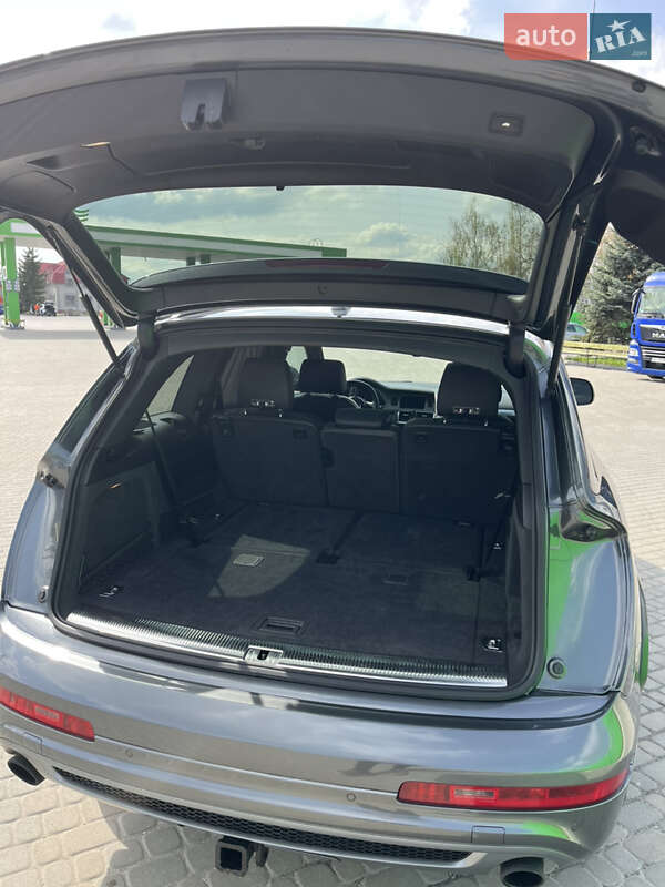 Позашляховик / Кросовер Audi Q7 2011 в Тернополі