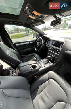 Внедорожник / Кроссовер Audi Q7 2011 в 