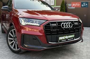 Внедорожник / Кроссовер Audi Q7 2020 в 