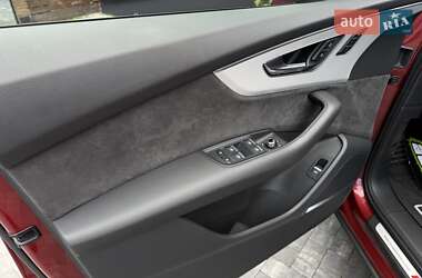 Внедорожник / Кроссовер Audi Q7 2020 в 