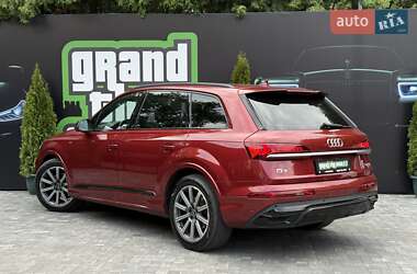 Внедорожник / Кроссовер Audi Q7 2020 в 