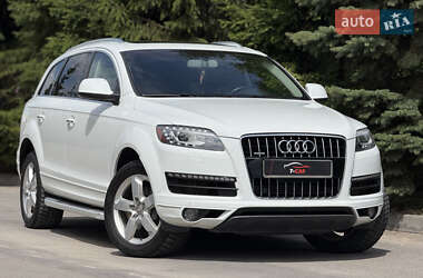 Внедорожник / Кроссовер Audi Q7 2013 в 