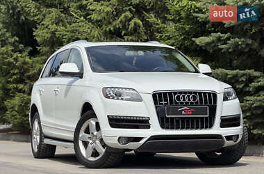 Внедорожник / Кроссовер Audi Q7 2013 в 