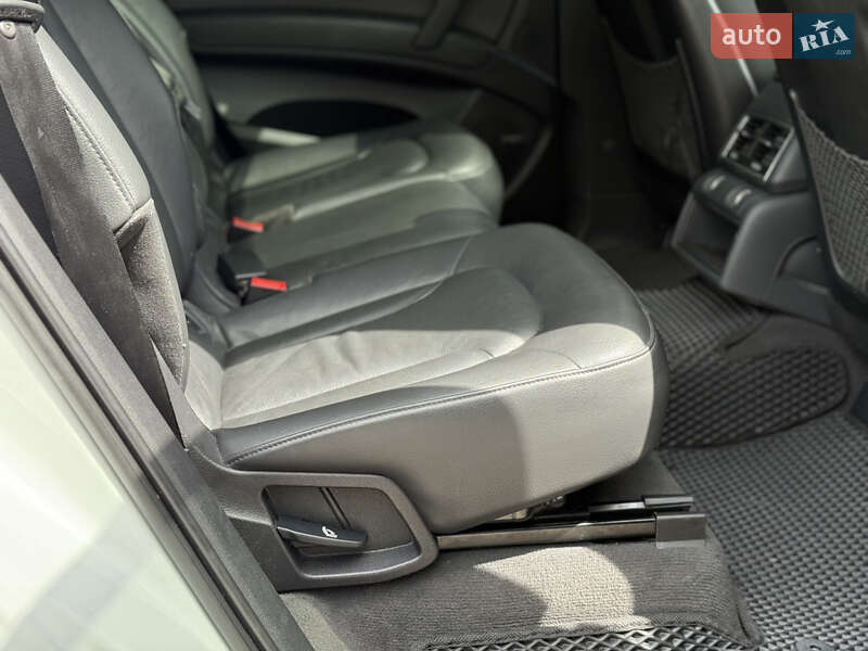 Позашляховик / Кросовер Audi Q7 2013 в Тернополі