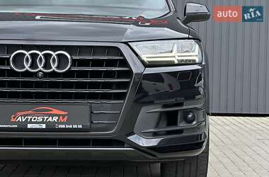 Позашляховик / Кросовер Audi Q7 2016 в 