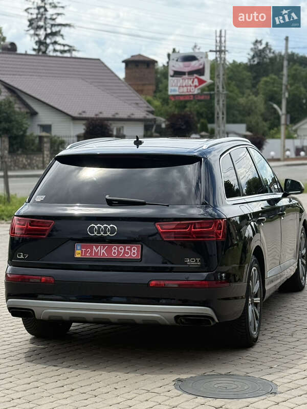 Внедорожник / Кроссовер Audi Q7 2017 в Коломые
