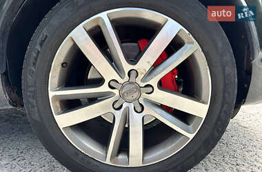 Позашляховик / Кросовер Audi Q7 2009 в 