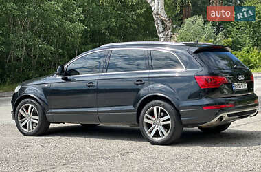 Позашляховик / Кросовер Audi Q7 2009 в 