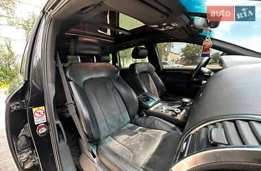 Позашляховик / Кросовер Audi Q7 2009 в 