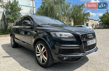 Позашляховик / Кросовер Audi Q7 2009 в 