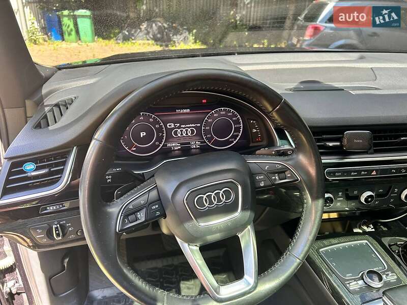 Внедорожник / Кроссовер Audi Q7 2017 в Киеве