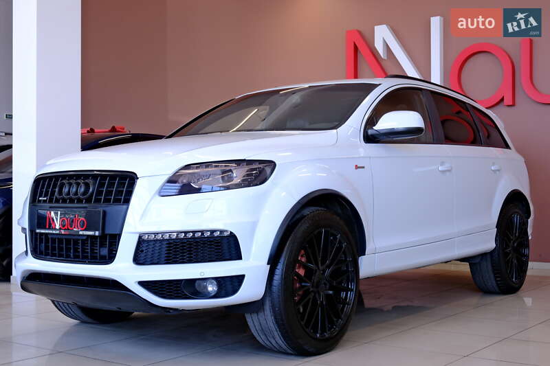 Внедорожник / Кроссовер Audi Q7 2014 в Одессе