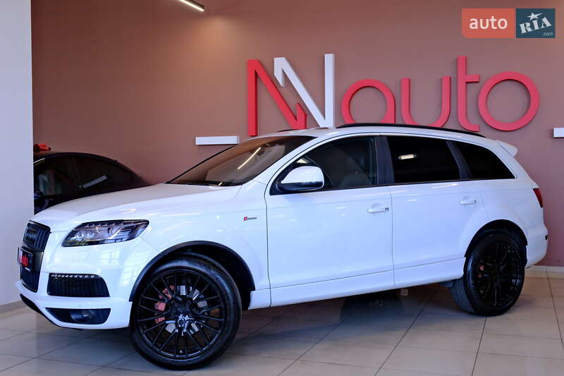 Внедорожник / Кроссовер Audi Q7 2014 в Одессе