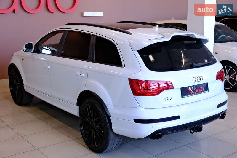 Внедорожник / Кроссовер Audi Q7 2014 в Одессе