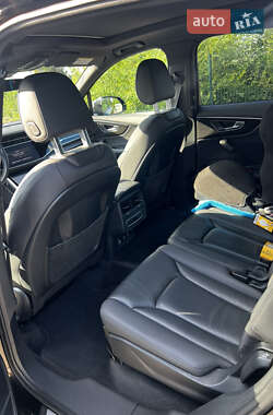 Позашляховик / Кросовер Audi Q7 2020 в 
