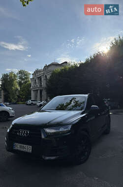 Позашляховик / Кросовер Audi Q7 2016 в 
