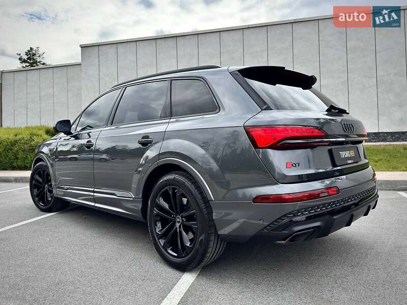 Позашляховик / Кросовер Audi Q7 2025 в Києві