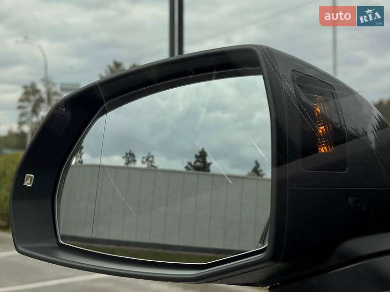Позашляховик / Кросовер Audi Q7 2025 в Києві