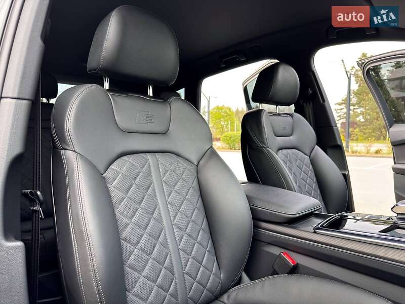 Позашляховик / Кросовер Audi Q7 2025 в Києві