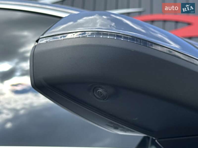 Позашляховик / Кросовер Audi Q7 2020 в Мукачевому