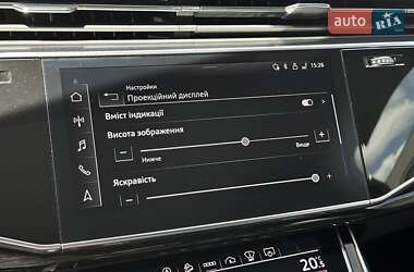 Позашляховик / Кросовер Audi Q7 2020 в 