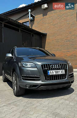Внедорожник / Кроссовер Audi Q7 2012 в 