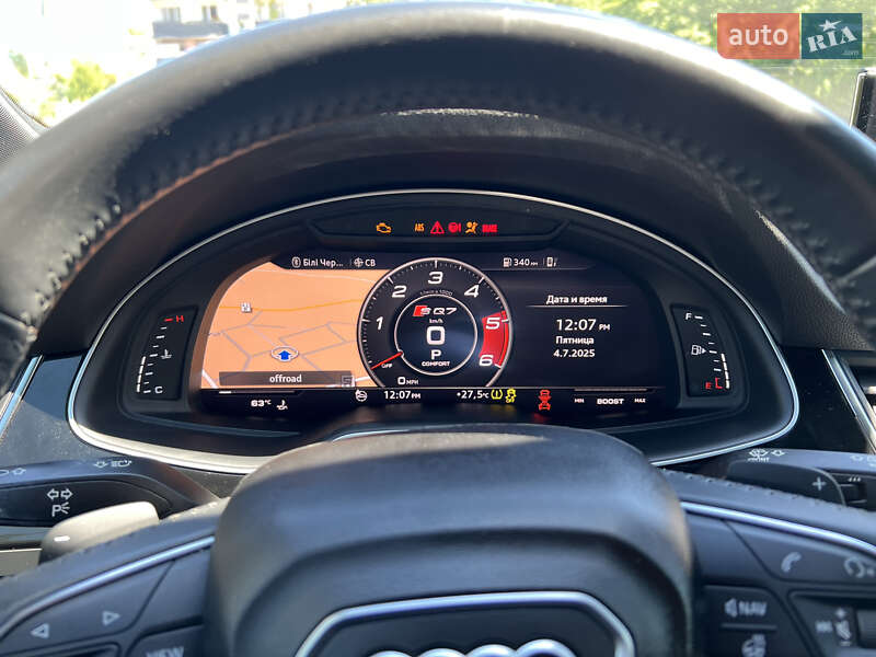 Внедорожник / Кроссовер Audi Q7 2017 в Хусте