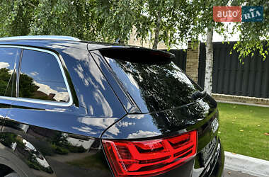 Внедорожник / Кроссовер Audi Q7 2018 в 