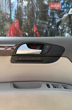 Позашляховик / Кросовер Audi Q7 2013 в 