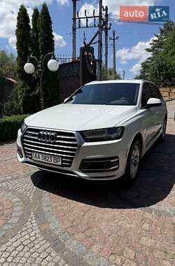 Audi Q7 2017