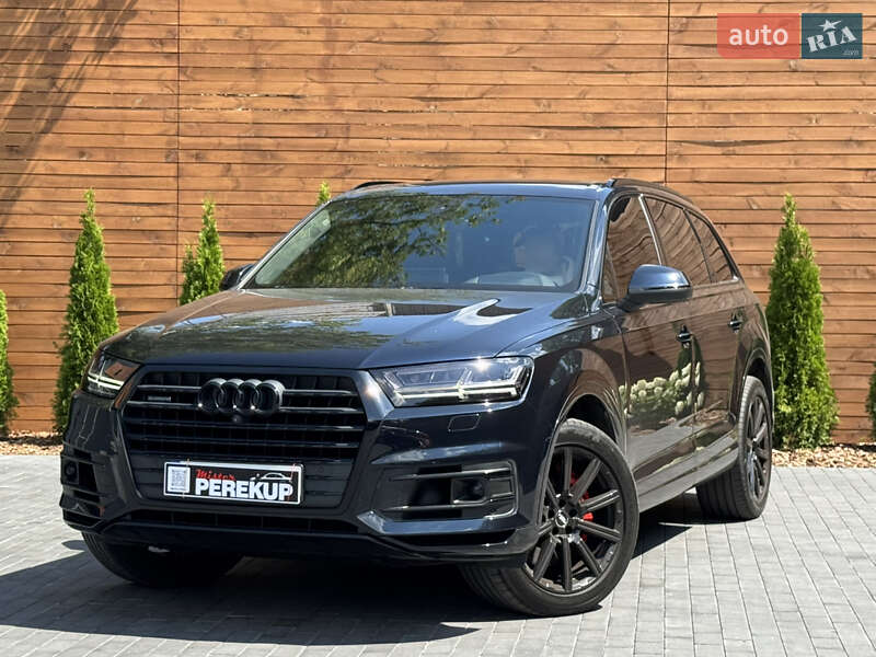 Позашляховик / Кросовер Audi Q7 2017 в Києві